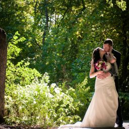 bride groom kiss park photo