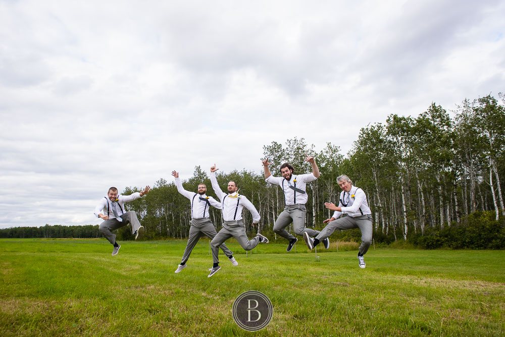 Wedding funny groomsmen jumping