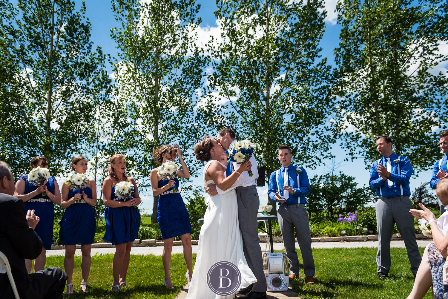 Beausejour Manitoba Wedding outdoor ceremony kiss