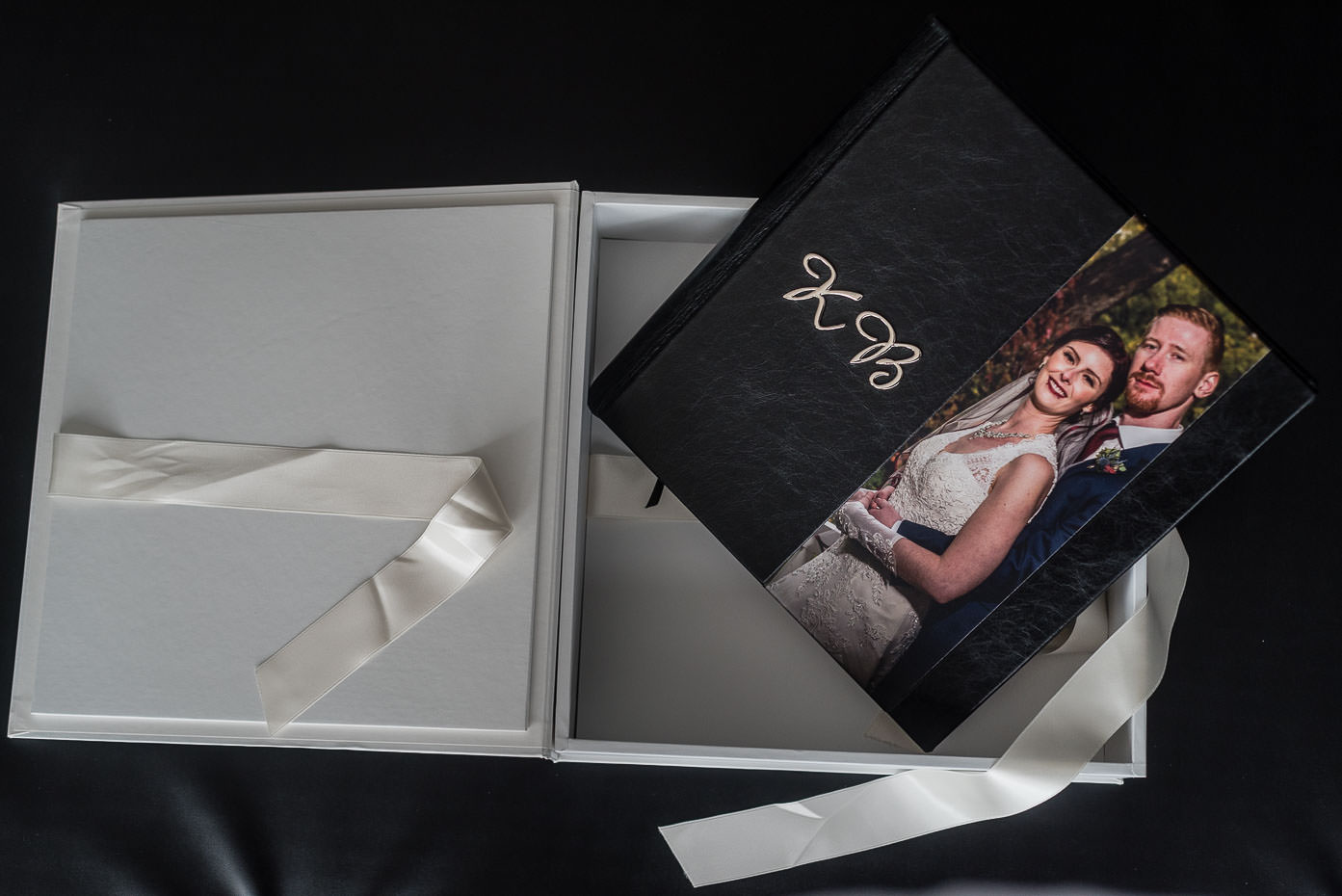 wedding album and packaging