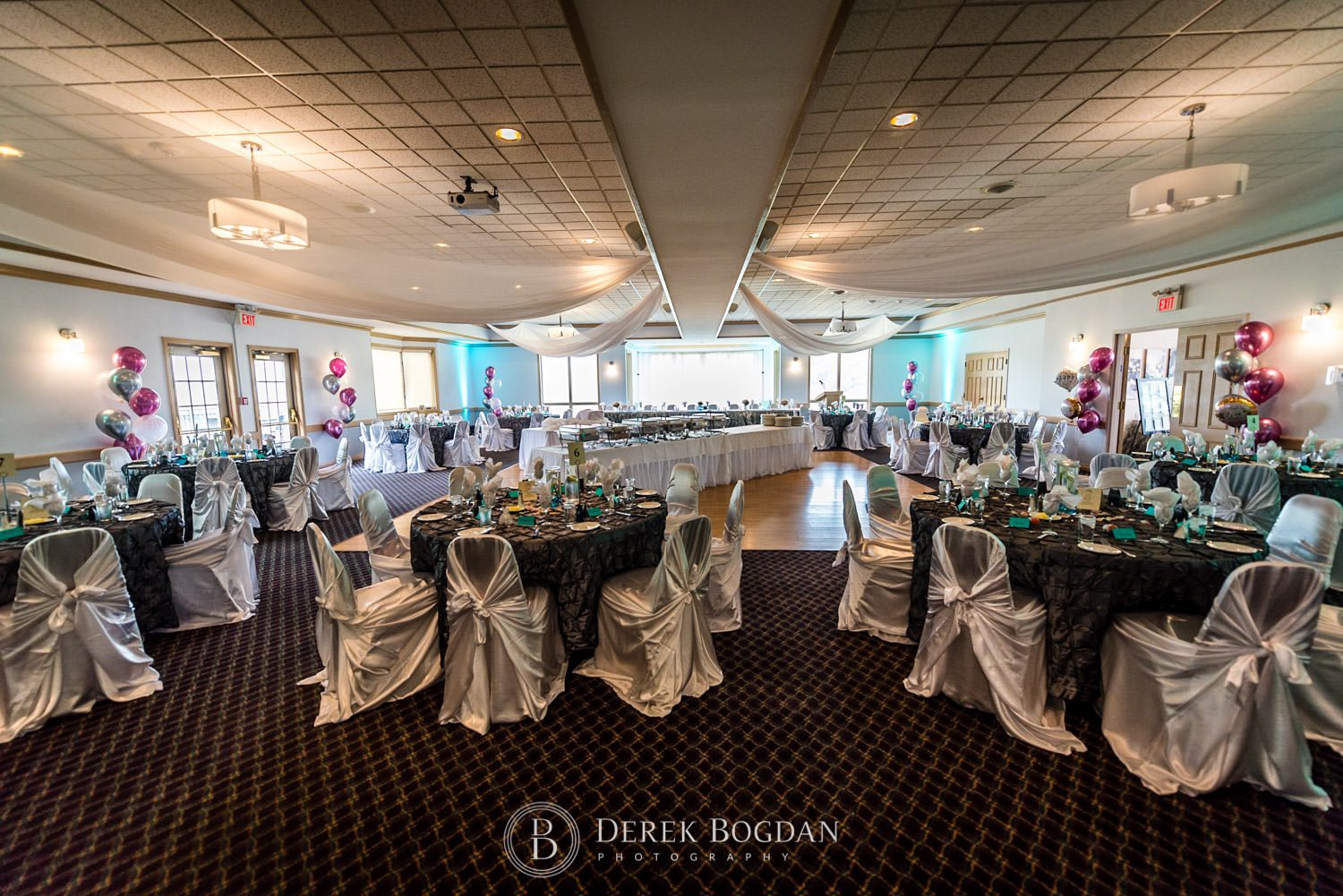 Bel Acres Golf Wedding reception venue set up